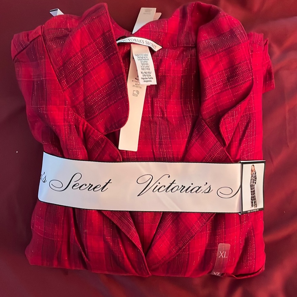 Victoria Secret Pajamas New XL